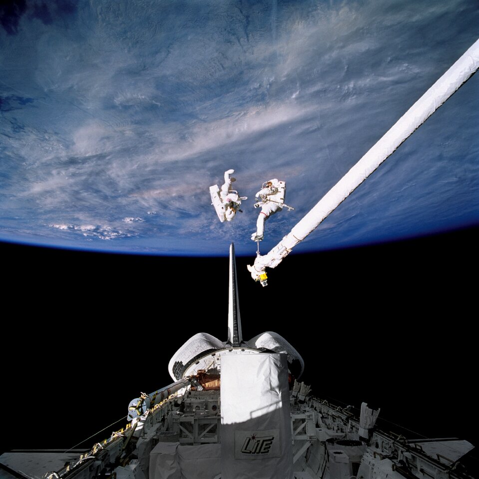 Spacecraft tools suit