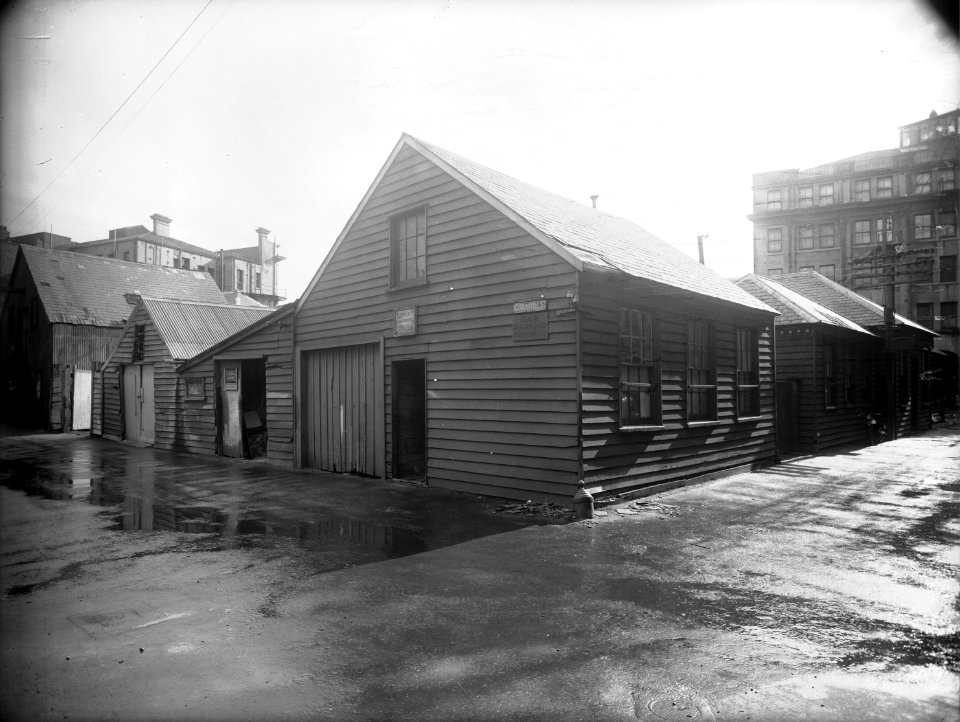 19; Bethune and Hunter, corner of Cornhill and Bond Street - Circa 1920