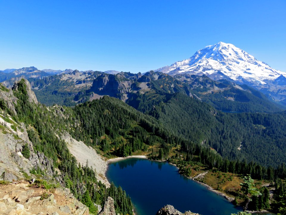 Eunice Lake at Mt. Rainier NP in Washington