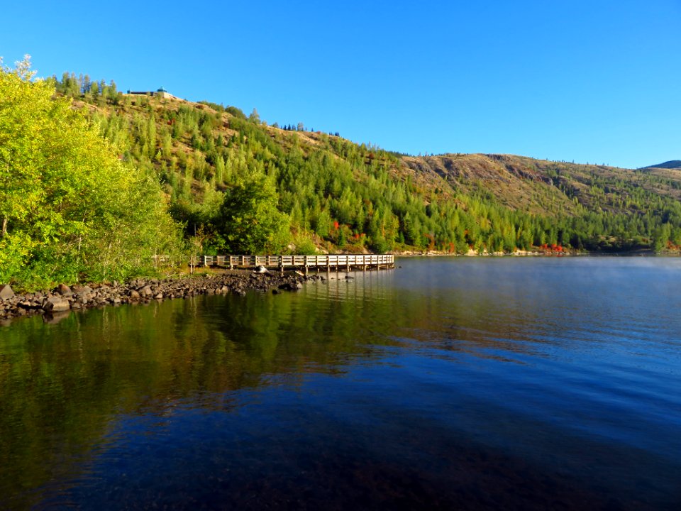 Coldwater Lake Trail in WA