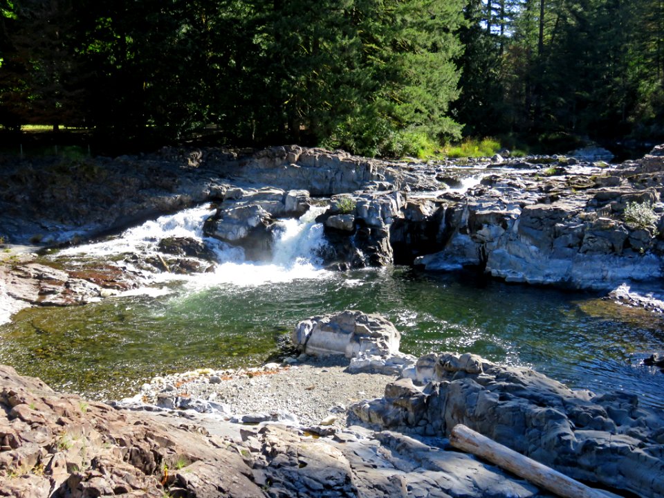 Lucia Falls Park at Lewis River in WA