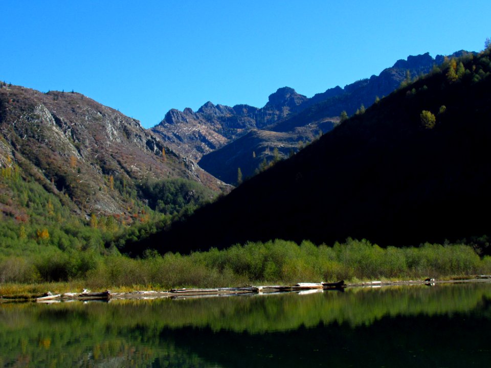 Coldwater Lake Loop Trail in WA