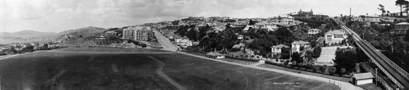12; Kelburn Wellington N.Z. No. 395 - 1926