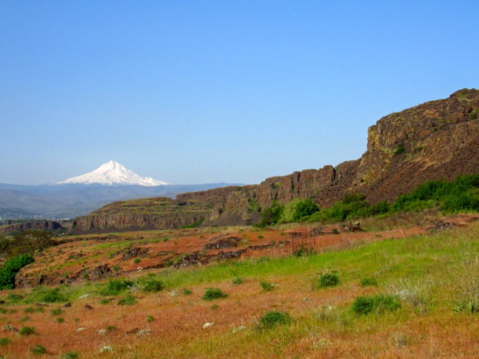 Columbia Hills Historical SP in WA