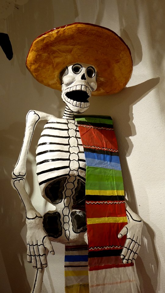 dia-de-los-muertos-calavera-papel-mache55
