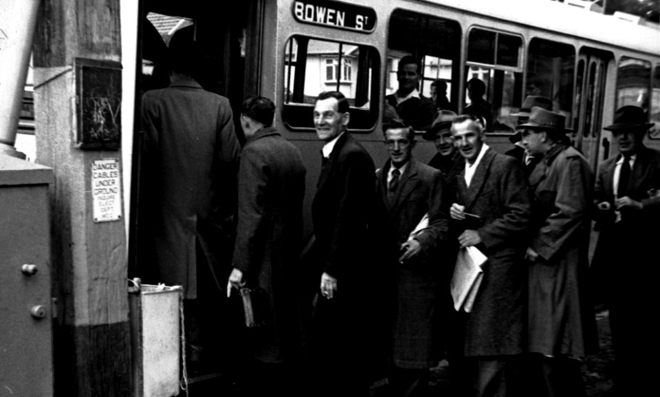 497; Men boarding bus, bound for Bowen Street - Circa 1940