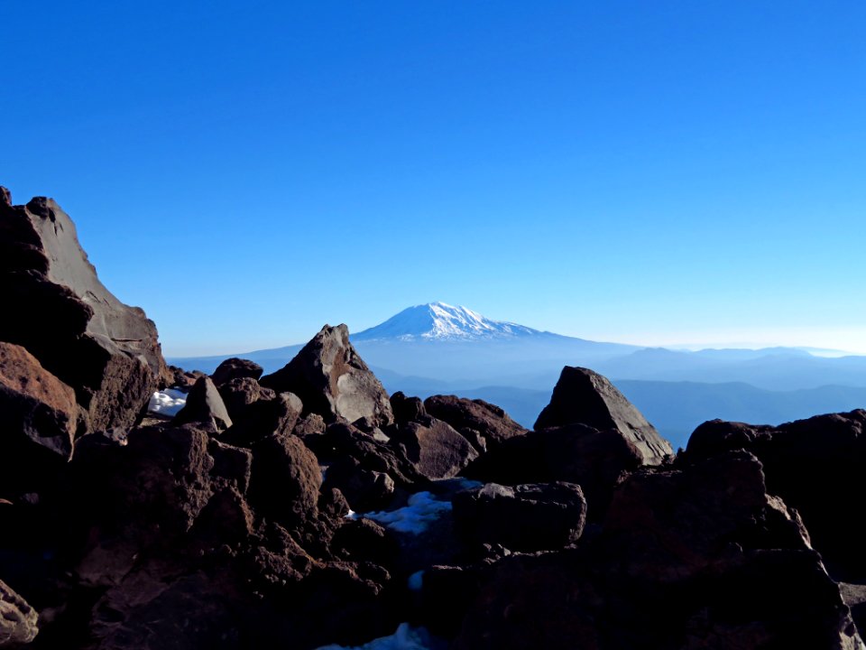 Mt. St. Helens Summit Trail in WA