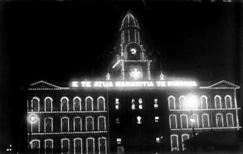 97; Wellington Post Office illuminations, Prince of Wales visit - May 1920