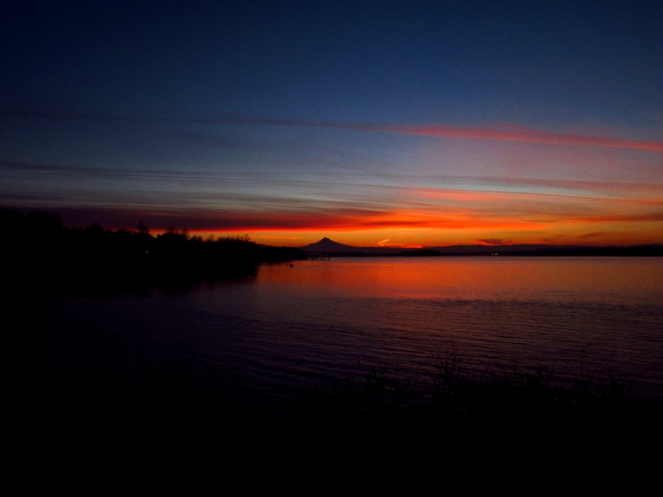 Sunrise at Columbia River 12/14/17