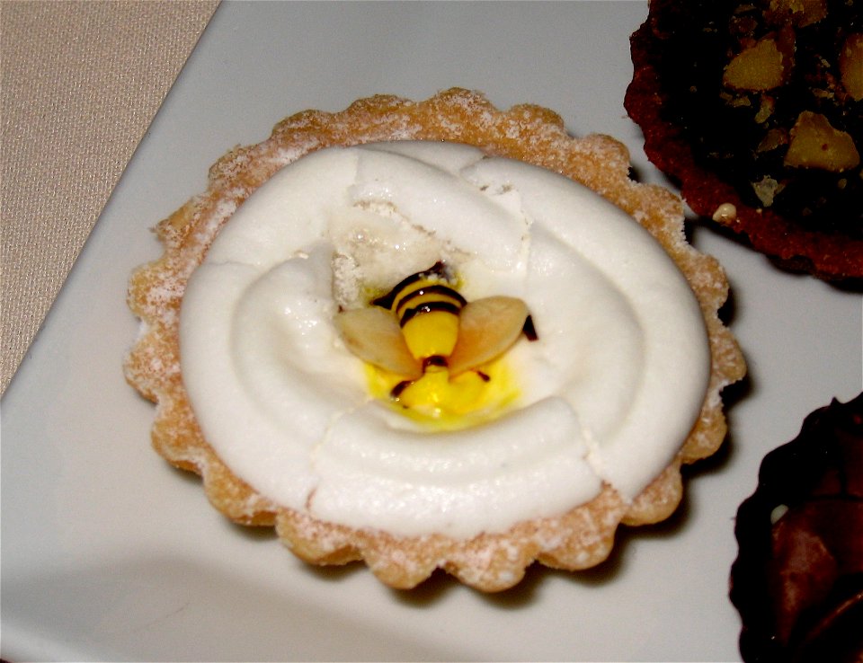 There's a Bee in my Desert!