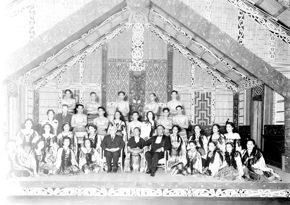8; Māori Performance Group - Circa 1940