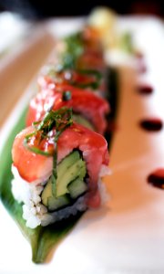 heirloom tomato roll