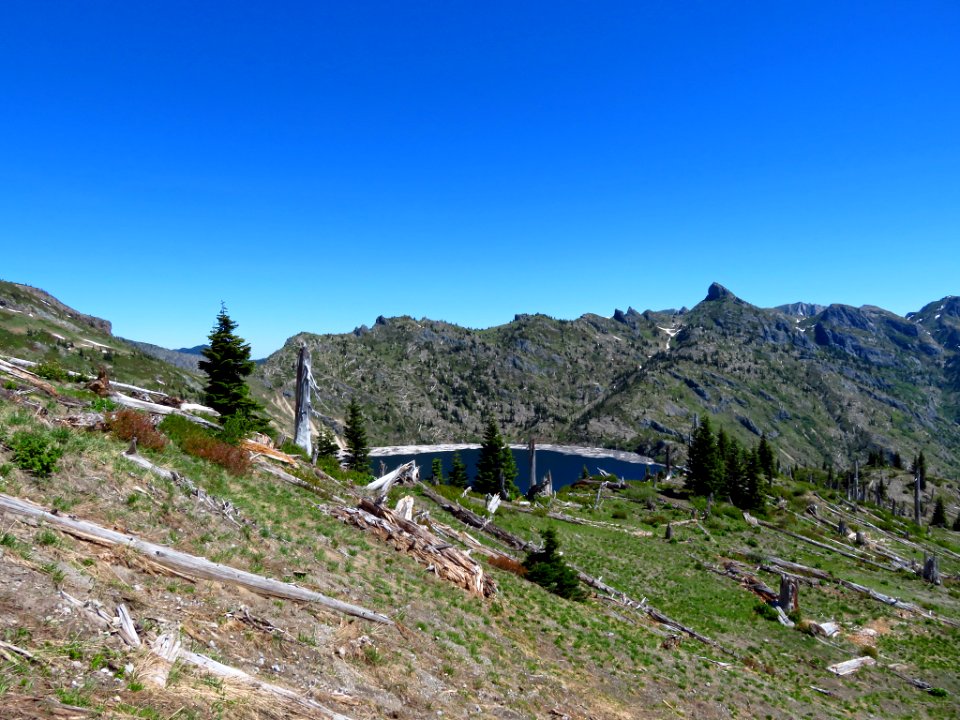 St. Helens Lake at Mt. Margaret Backcountry in WA