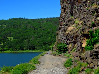 Old Hwy 8 on Labyrinth-Coyote Wall Trail in WA