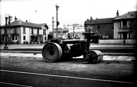 19; Kent Terrace, Fordson Roller - 06 Jun 1930