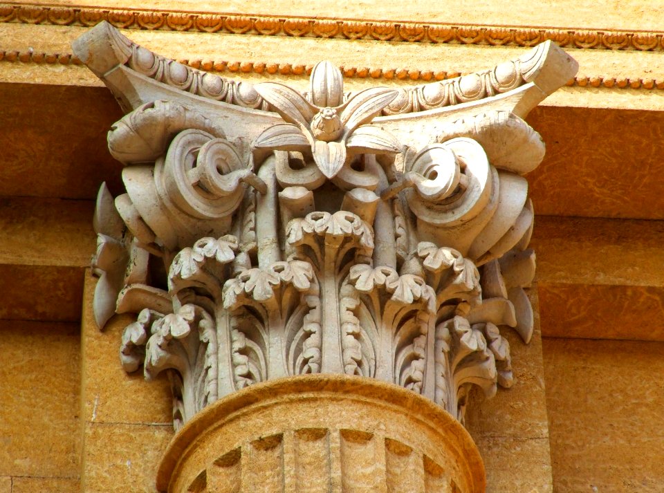 DSCF1897-Palermo-Sicily-Italy-Castielli CC0-HQ