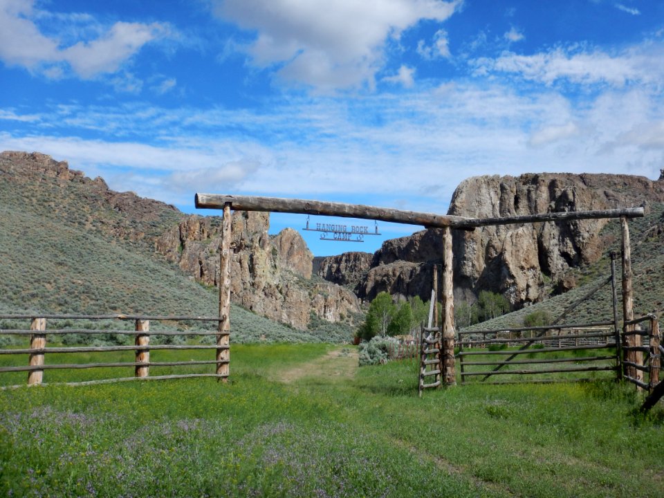 WINNER: Hanging Rock, Applegate Field Office