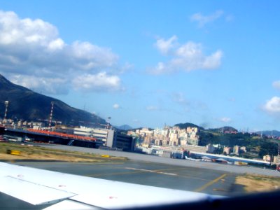 DSCF3878-Genova-Airport-Liguria-Italy-Castielli CC0 HQ