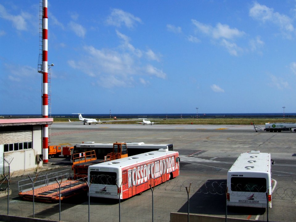 Genova-Airport-Liguria-Italy - Creative Commons by gnuckx