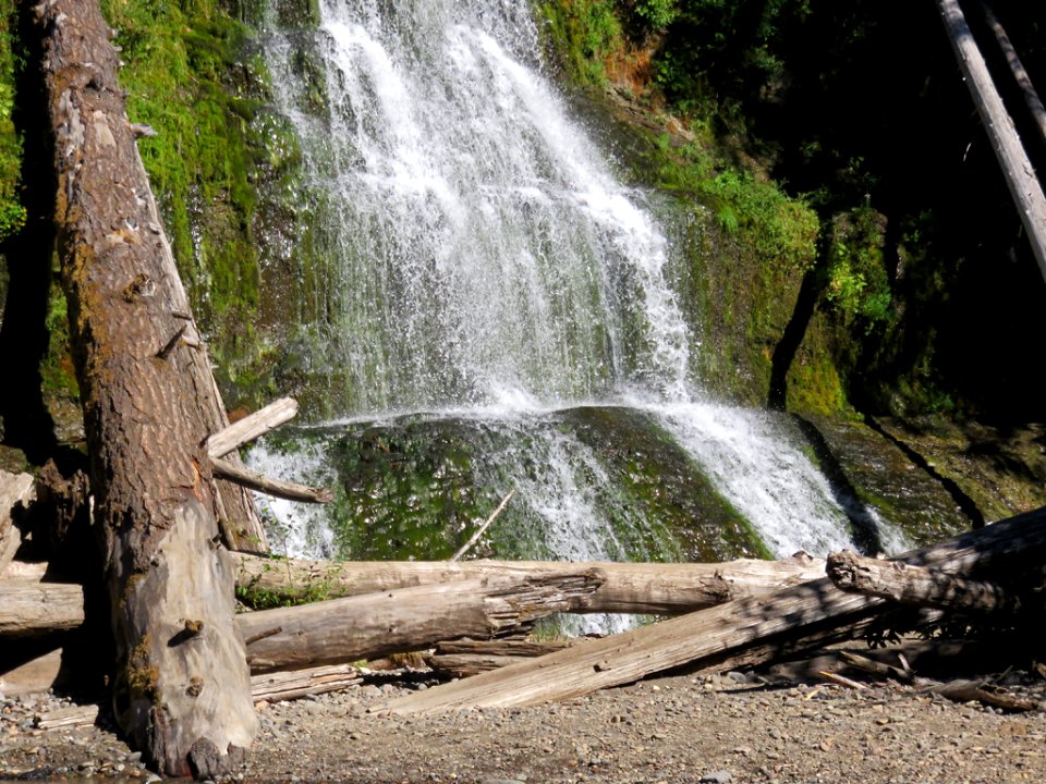 Lower Lewis River Falls in WA