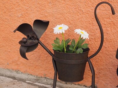 Flowers figure blacksmithing