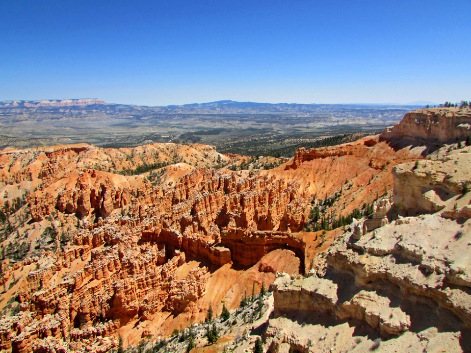 Bryce Canyon NP in Utah photo