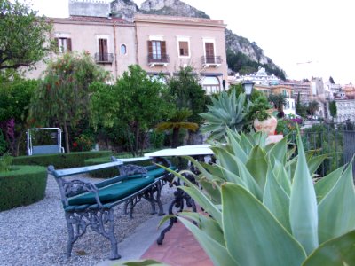 Hotel San Domenico-Taormina-Sicilia-Italy - Creative Commons by gnuckx