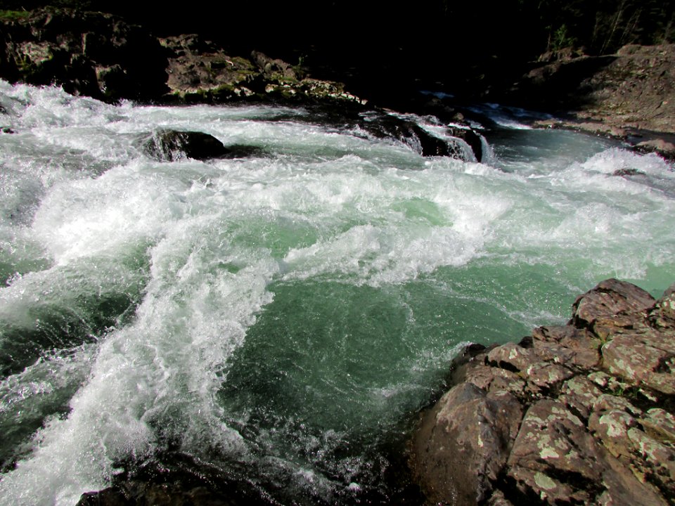 Lucia Falls Park at Lewis River in WA