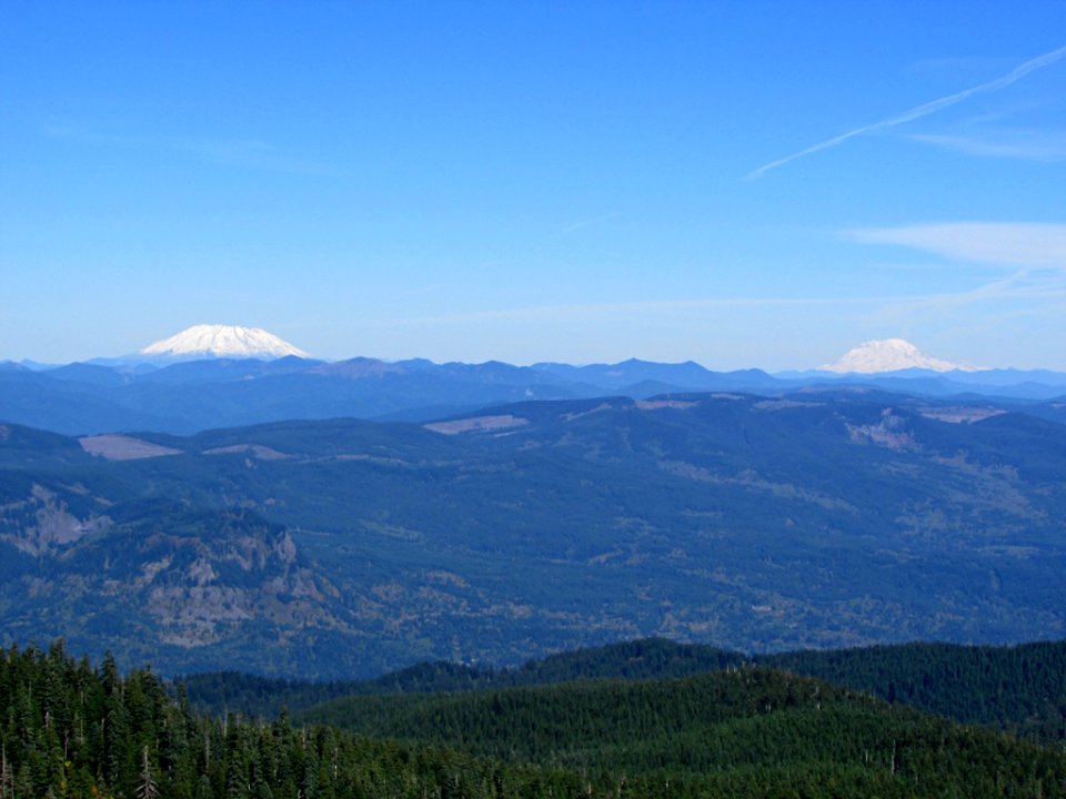 View from Larch Mountain at Columbia River Gorge in OR