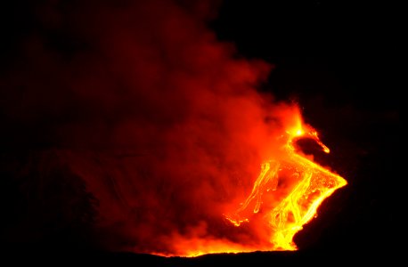 Etna Volcano Paroxysmal Eruption Jan 12 2011 - Creative Commons by gnuckx