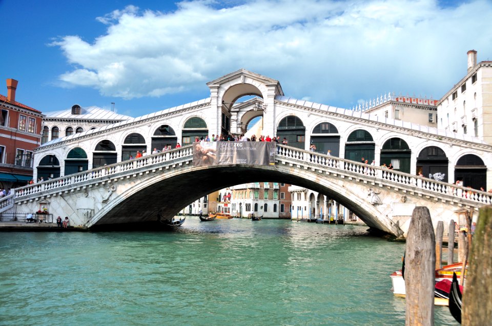 Grand Canal - Rialto - Venice Italy Venezia - Creative Commons by gnuckx