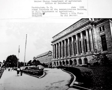 1981 General Building File USDA History Collection NAL 11.4 (146)