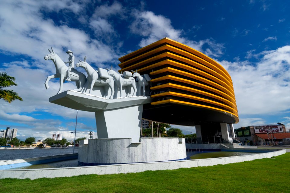 CacioMurilo  Monumento ao Sesquicentenario CampinaGrande PB