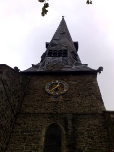 CROOKED SPIRE & CLOCK - ST PETER'S CHURCH - BARNSTAPLE - NORTH DEVON - UK