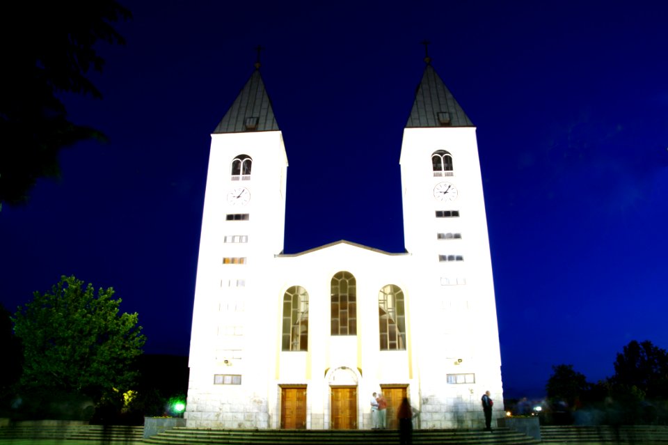 Saint James Church (St. Jakov) Medjugorje - Hotel Pansion Porta - Bosnia Herzegovina - Creative Commons by gnuckx