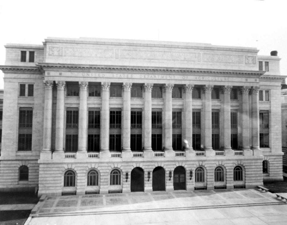 1930 (ca) Center Portion of Newly Completed Admin Bldg MS Collection 182 USDA History Collection NAL (41)