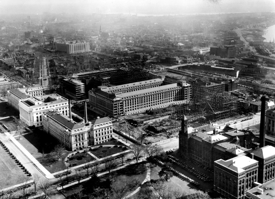 1933 (Feb 1) South Bldg, aerial looking SE USDA Construction Photo Collection (1)