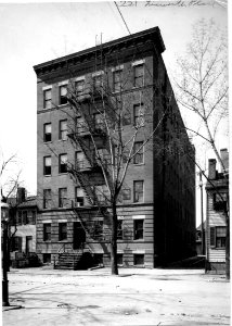 1912 (ca) 221 Linworth Place SW USDA Construction Photo Collection (1)