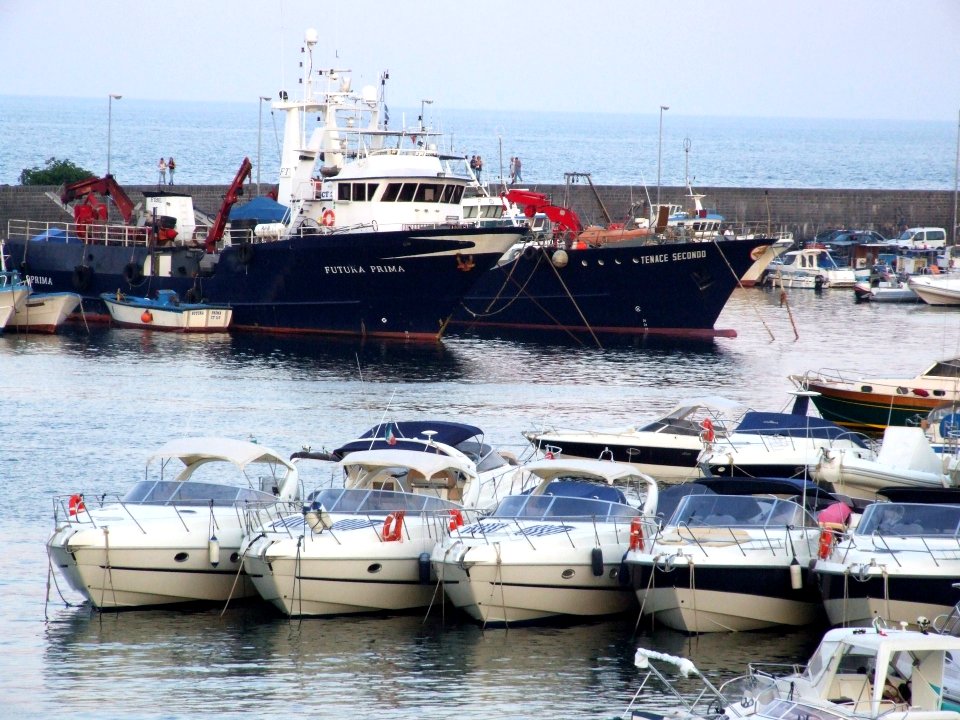 Porto Ulisse-Ognina-Catania-Sicilia-Italy - Creative Commons by gnuckx