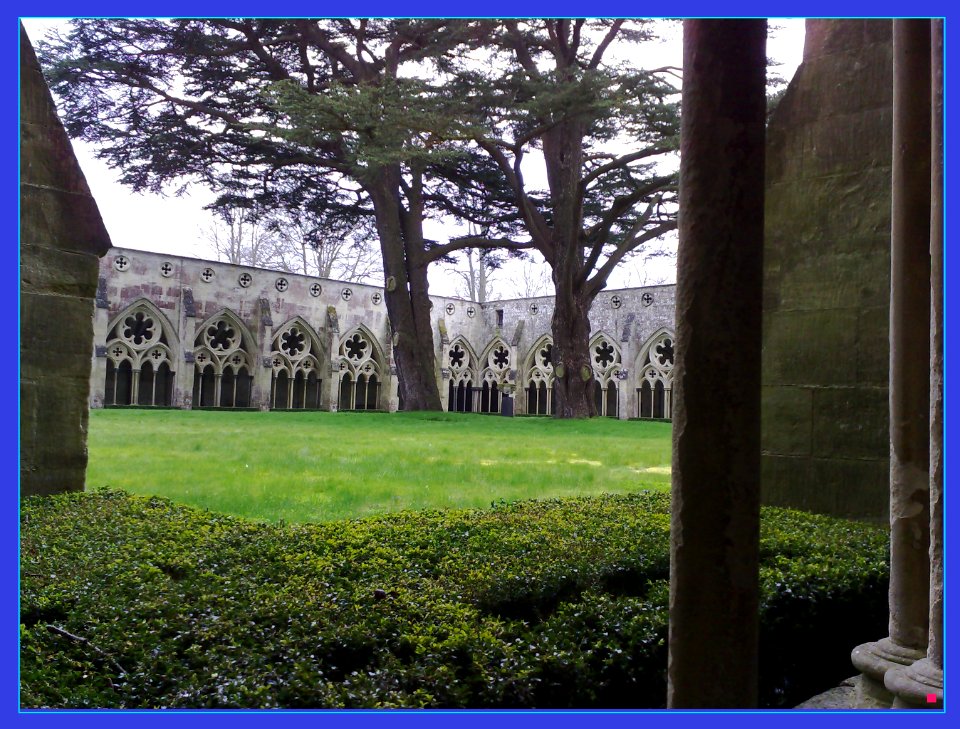 SALISBURY CATHEDRAL - UK