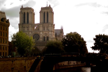 Notre Dame Paris France - creative commons by gnuckx