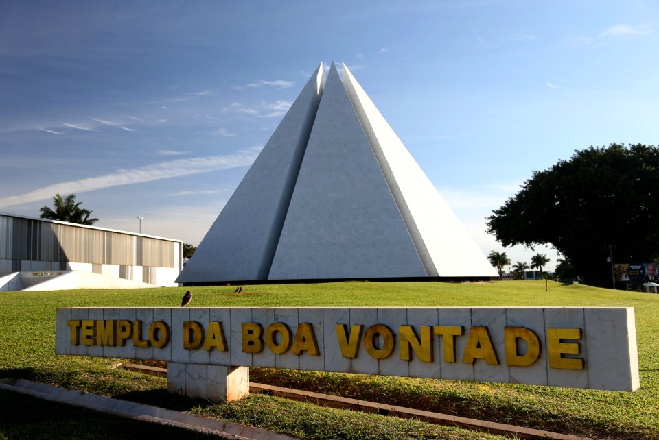 Roberto Castro Templo da Boa Vontade Brasília DF
