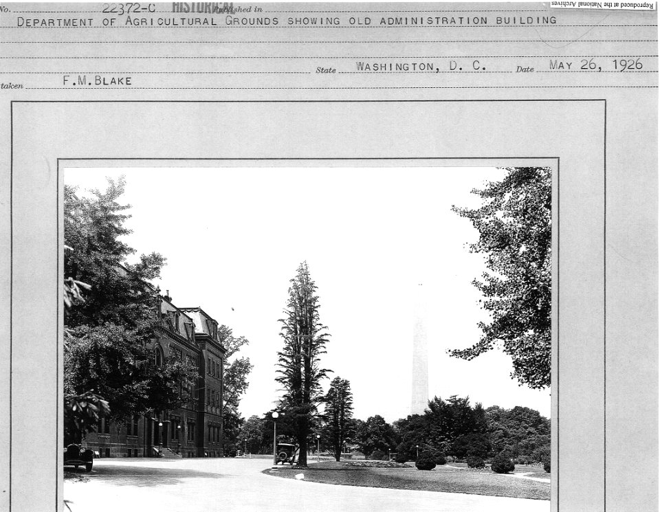 1926 (May 26) Front entrance and gardens old admin bldg NARAII RG 16-G Box 4 22372-C