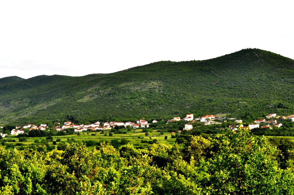 Medjugorje - Hotel Pansion Porta - Bosnia Herzegovina - Creative Commons by gnuckx - Krizevac