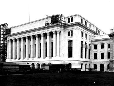 1929 (Oct 12) A section Admin Bldg looking SE from Jefferson Drive USDA Construction Photo Collection (1)