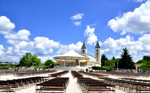 Saint James Church (St. Jakov) Medjugorje - Hotel Pansion Porta - Bosnia Herzegovina - Creative Commons by gnuckx