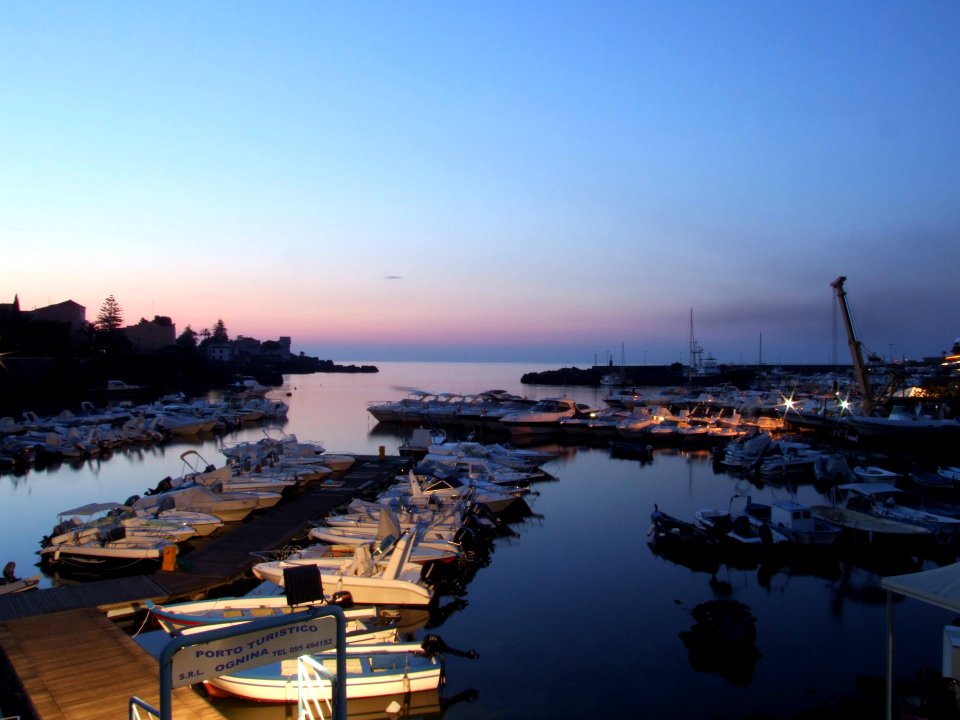 Porto Ulisse-Ognina-Catania-Sicilia-Italy - Creative Commons by gnuckx