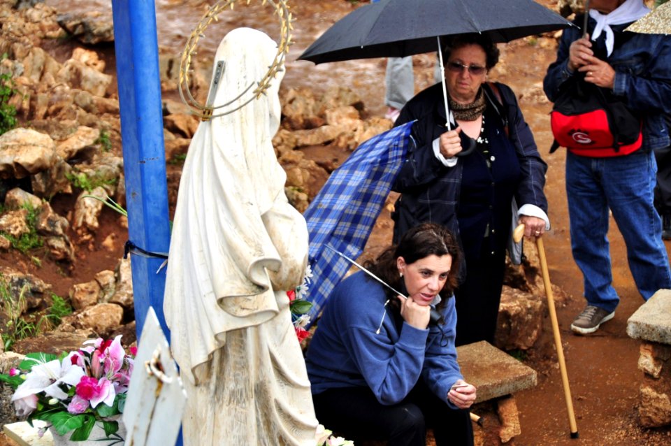 Blue Cross Apparition Site - Medjugorje - Hotel Pansion Porta - Bosnia Herzegovina - Creative Commons by gnuckx - Podbrdo