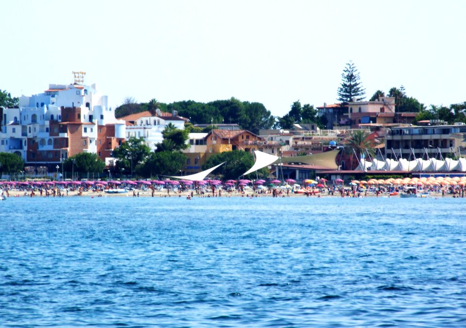 Giardini Naxos-Messina-Sicilia-Italy - Creative Commons by gnuckx
