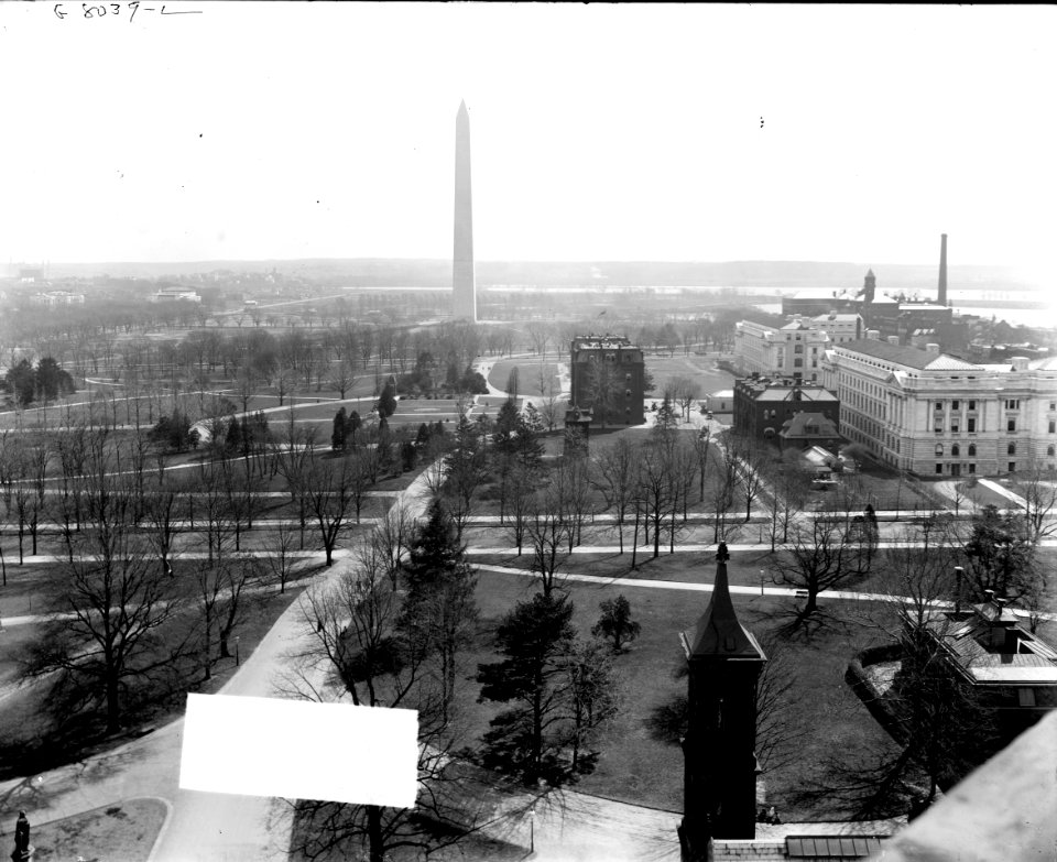 1900-15 Washington from the Smithsonian Castle Detroit Publishing Co LC-D4-37211 (L) 4a19291u